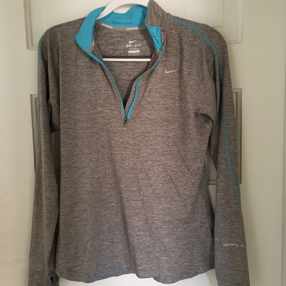 Grey Nike Long Sleeve 1/4 Zip Pullover